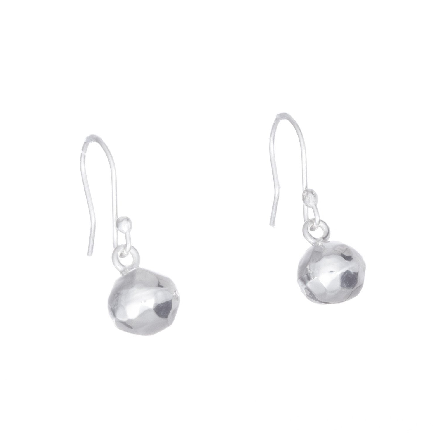 Aretes de Esfera de Plata acabado martillado o liso