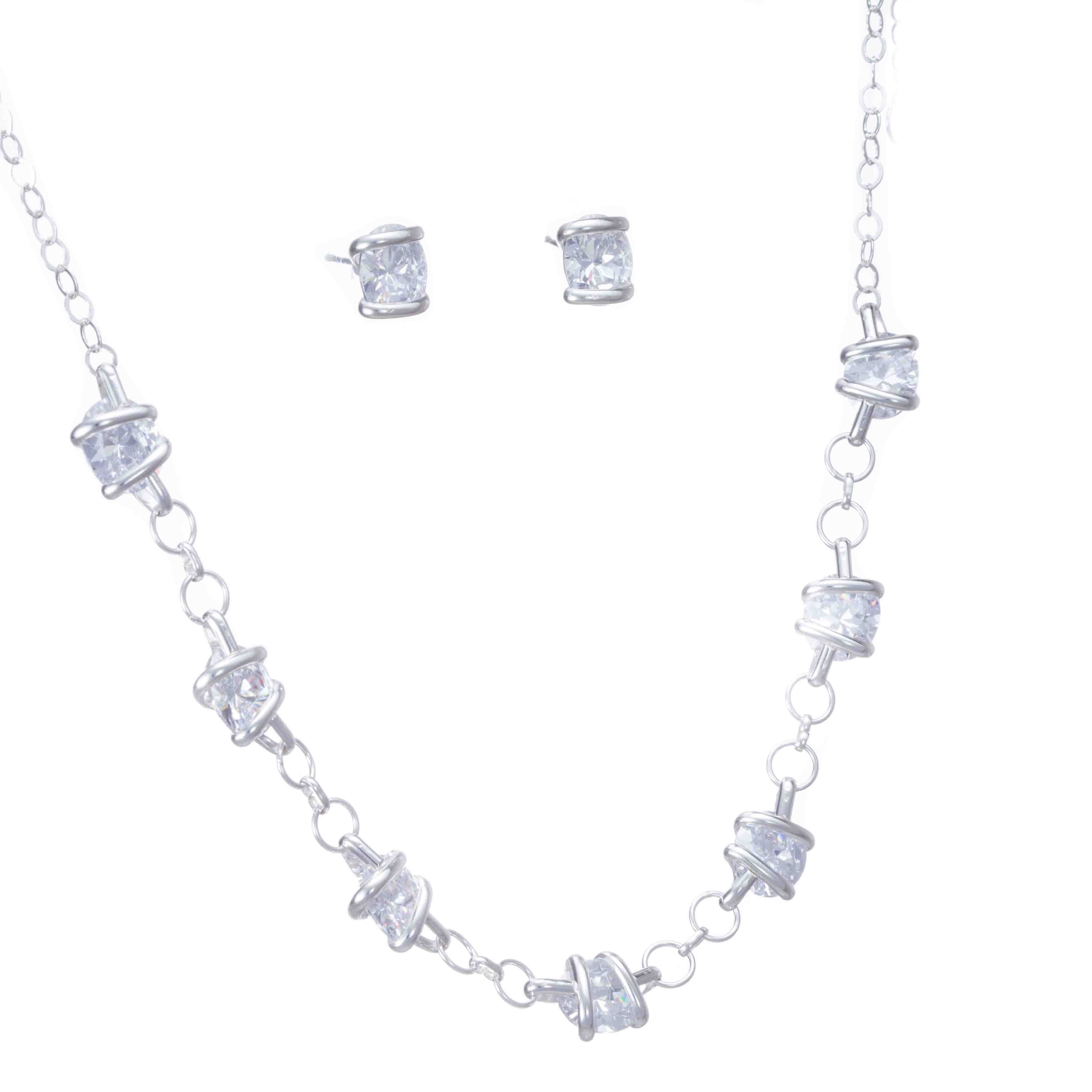 Collar de Plata con Zirconias Grandes