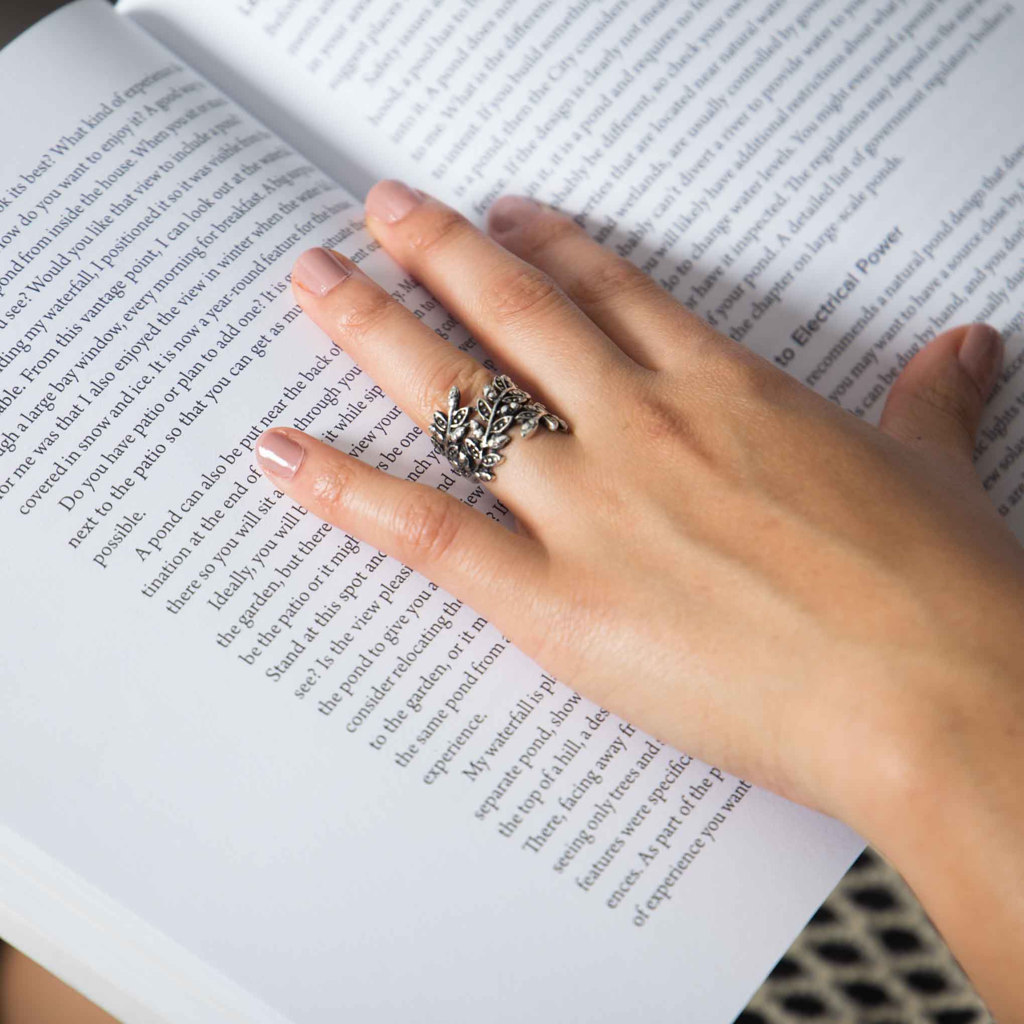 Anillo ramificado de plata